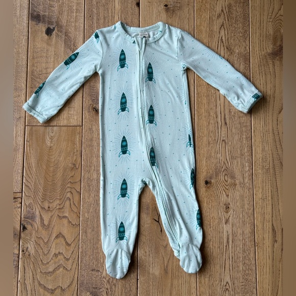 Kate Quinn Green Rocket Print Long Sleeve Zipper Footie size 3-6 Months - Picture 1 of 8